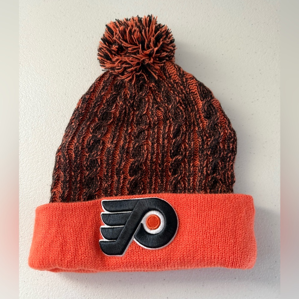 NHL Fanatics Philadelphia Flyers Pom Beanie National Hockey League Gritty